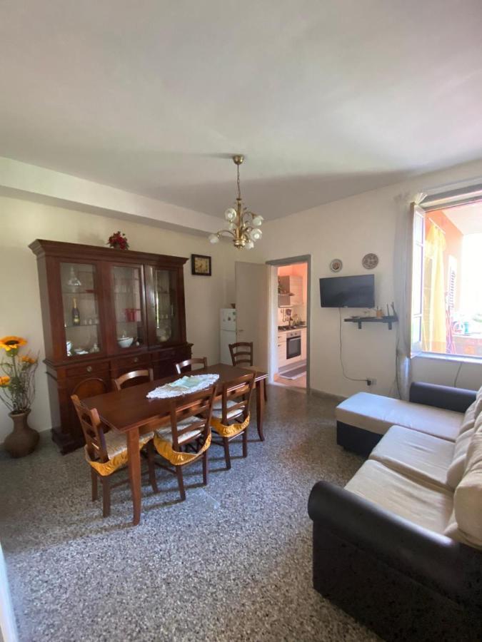 Casa Vacanza Santa Teresa Di Riva Exterior foto